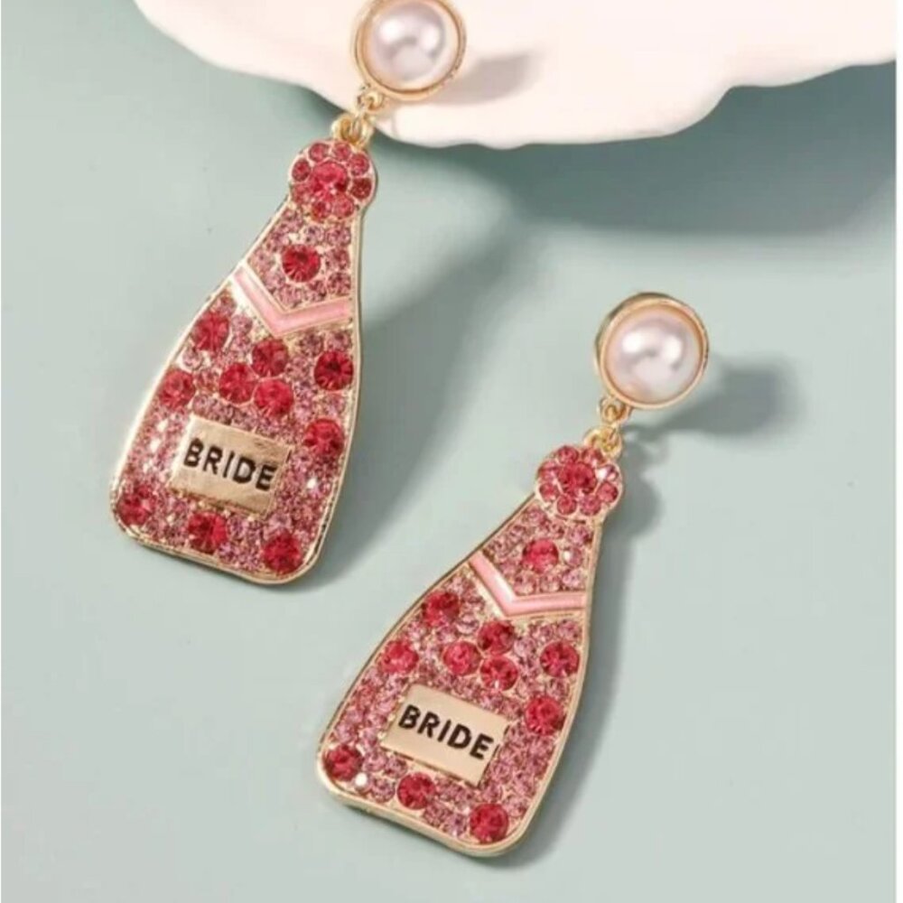 ⭐️❤️ FREE Rhinestone Alcohol Bottle Champagne Bride Wedding Chic Glam Earrings